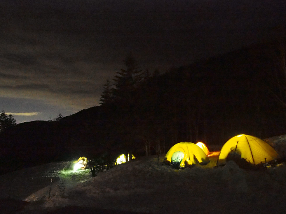 赤岳鉱泉の夜のテント場