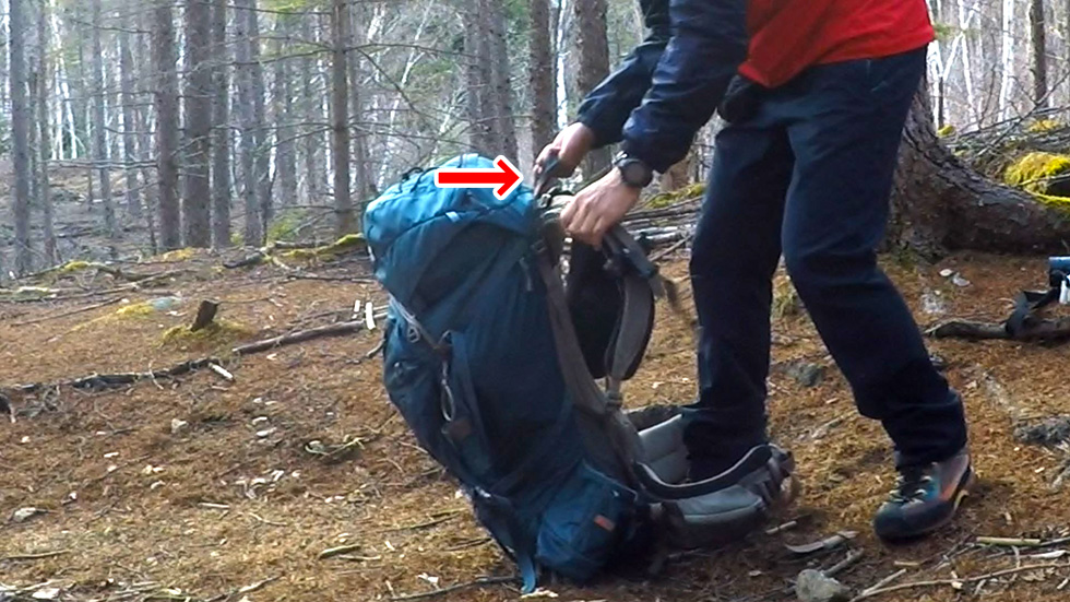 テント泊ザックの背負い方 重いザックを無理なく背負いあげる方法 山が好きなので テント泊ザックの背負い方 重いザックを無理なく背負いあげる方法 山が好きなので