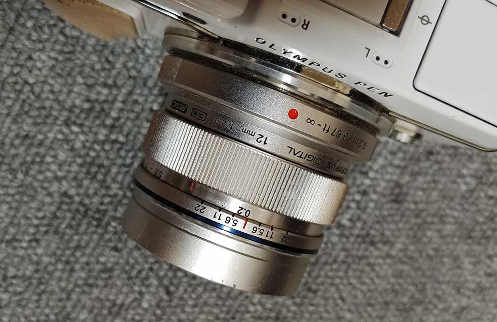 登山で使っているレンズはOLYMPUS 単焦点レンズ M.ZUIKO DIGITAL ED 12mm F2.0